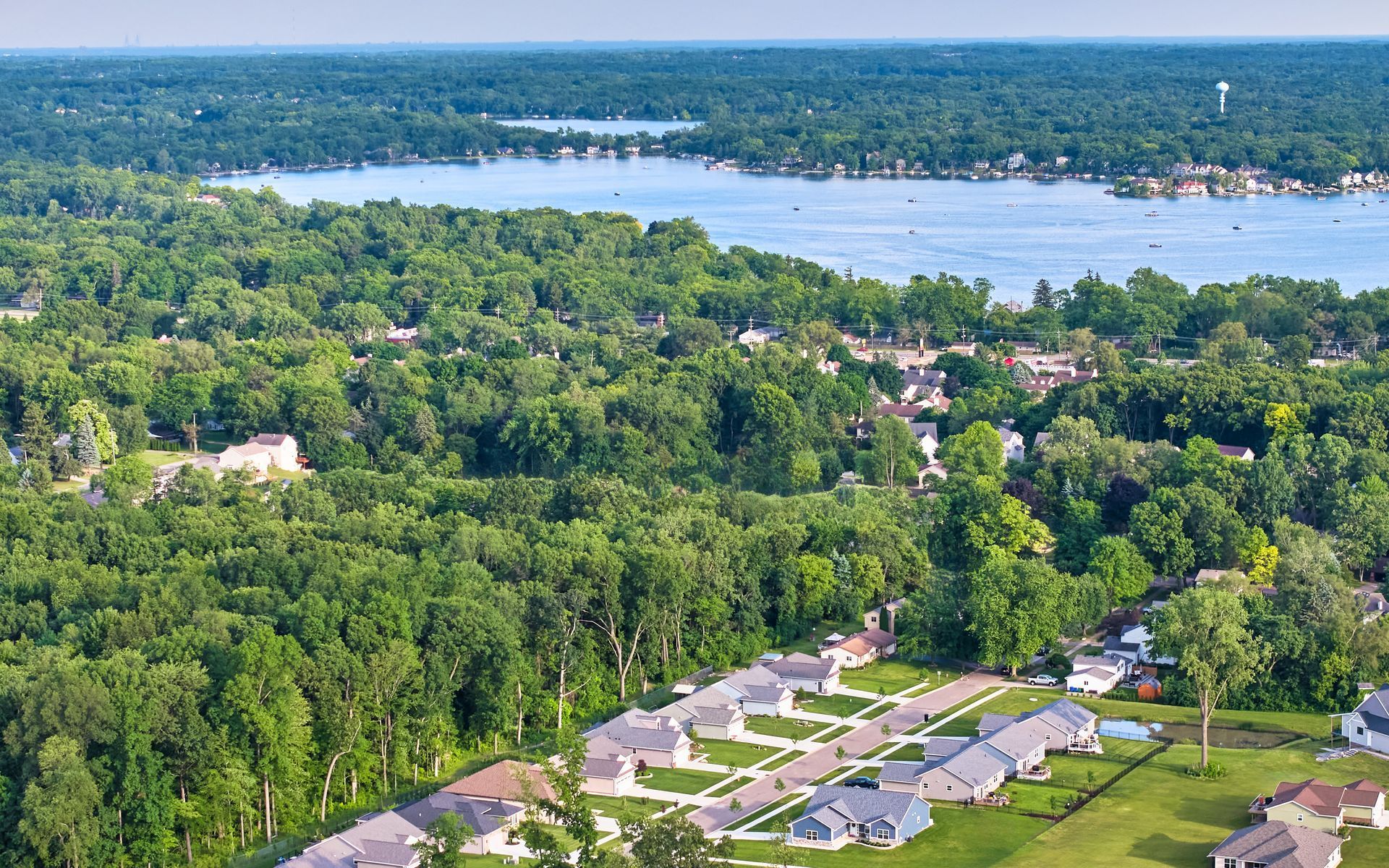 Parkside At Williams Lake,48371