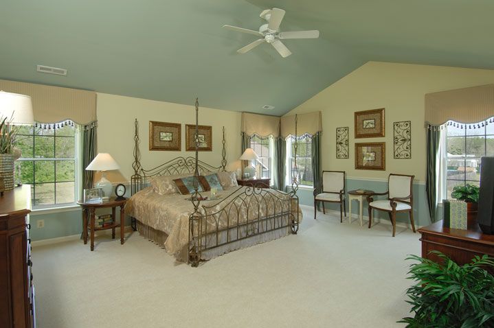 Stanley Halle Companies,21114