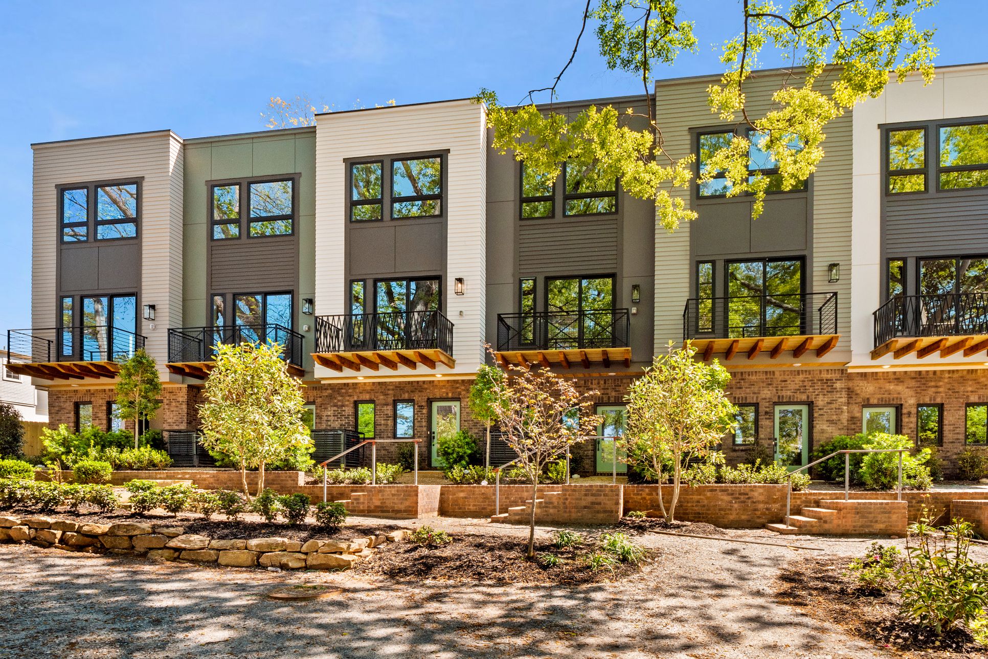 Pelham Square,30324