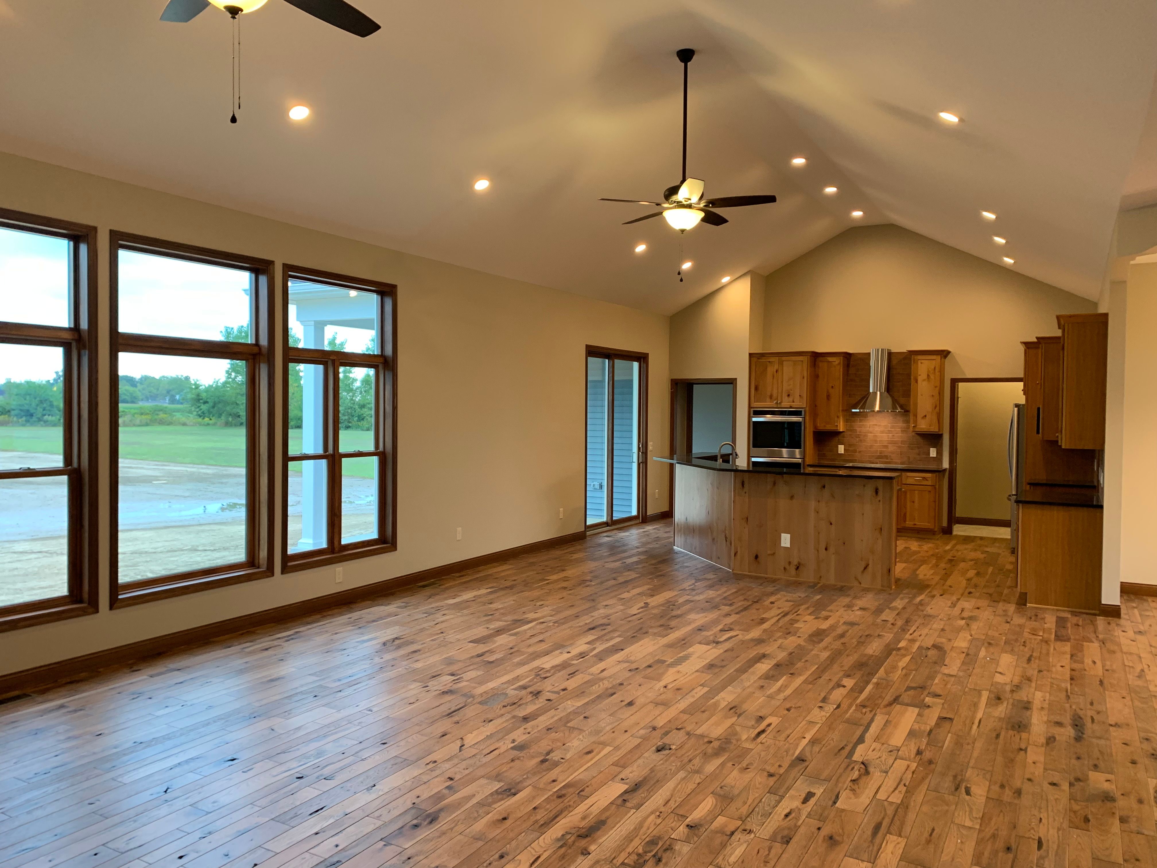 Great Lake Custom Homes,48145