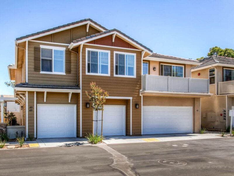 Nickel Creek Townhomes,92065