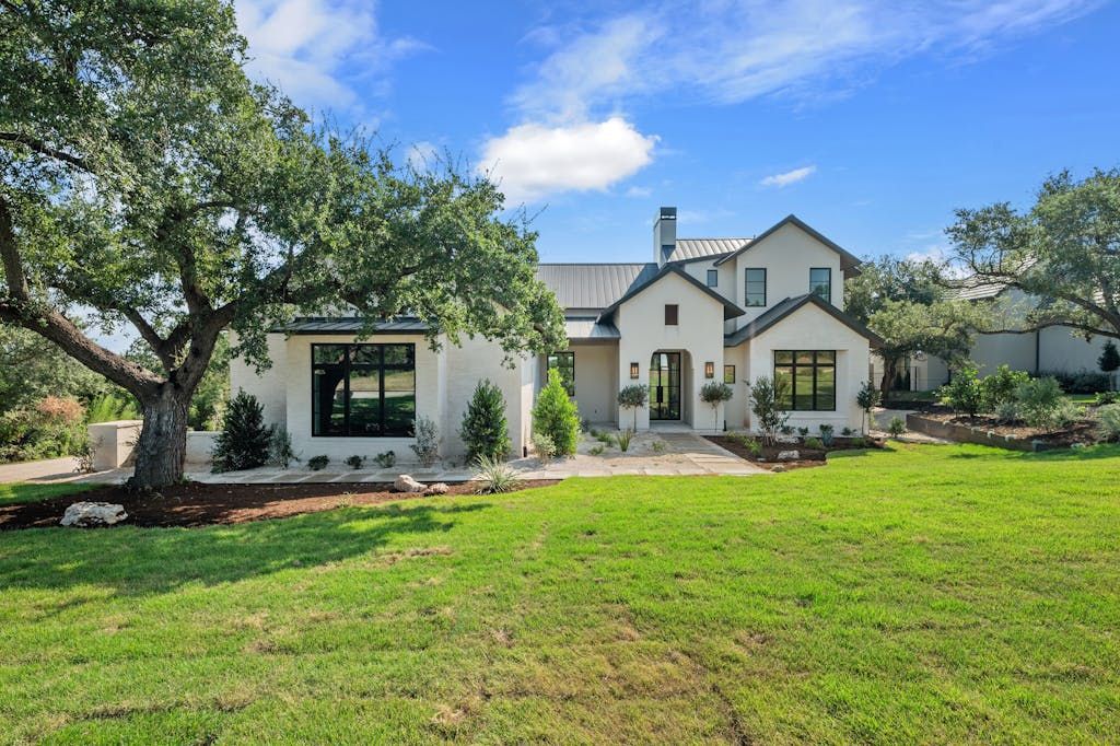 Nalle Custom Homes,78746
