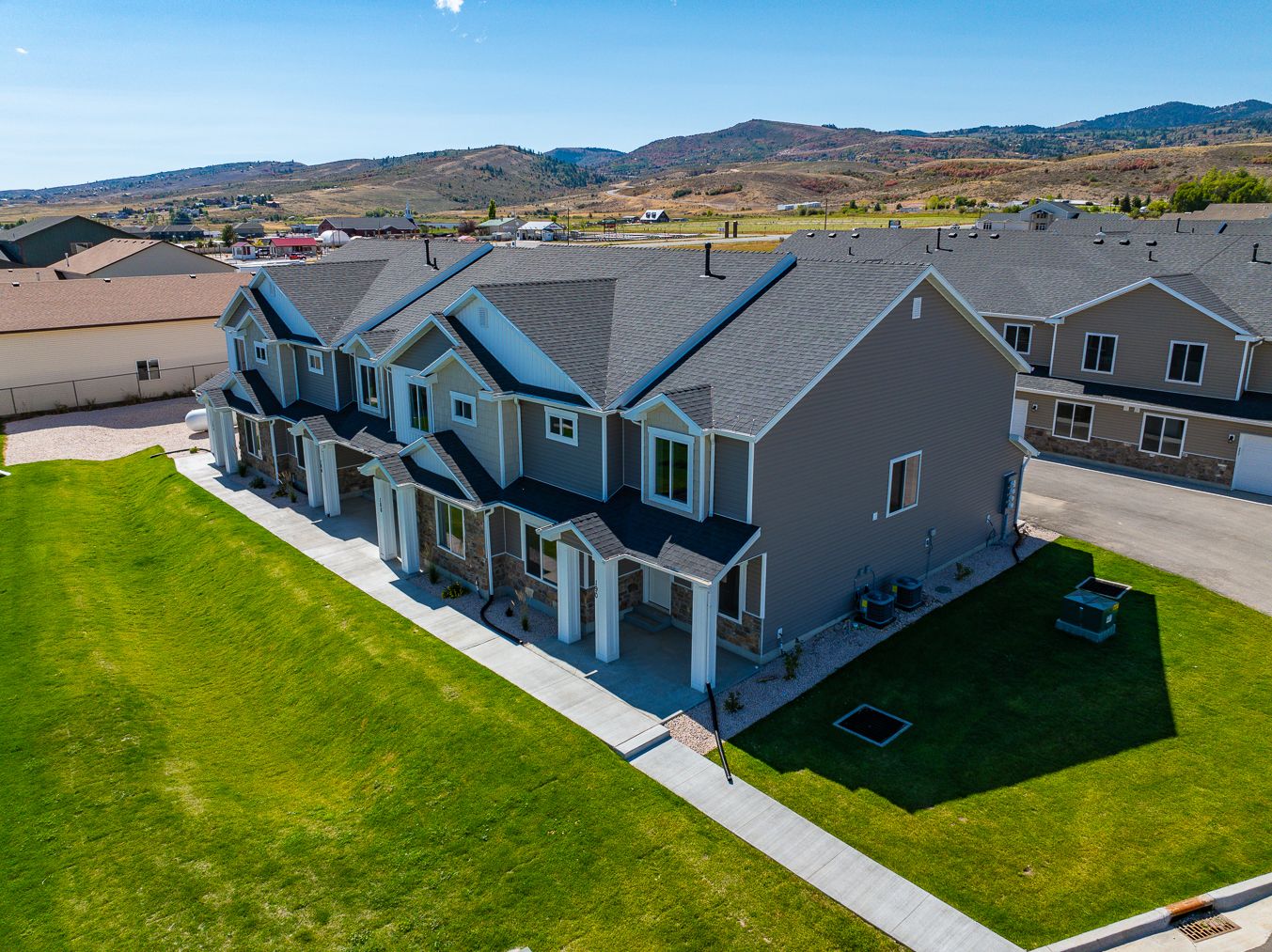 Bear Lake Escapes,84028