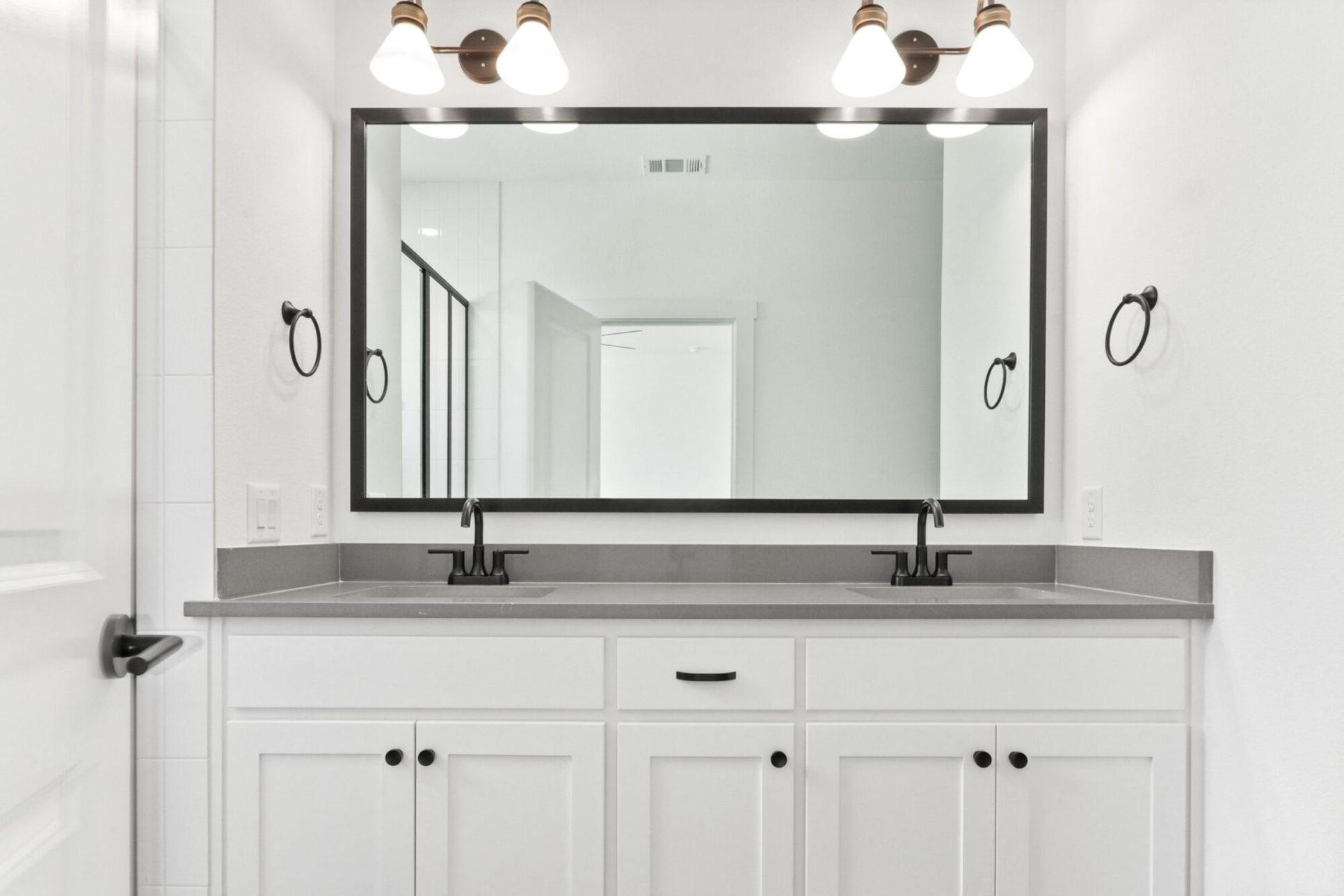 Willow Grove Townhomes,75454