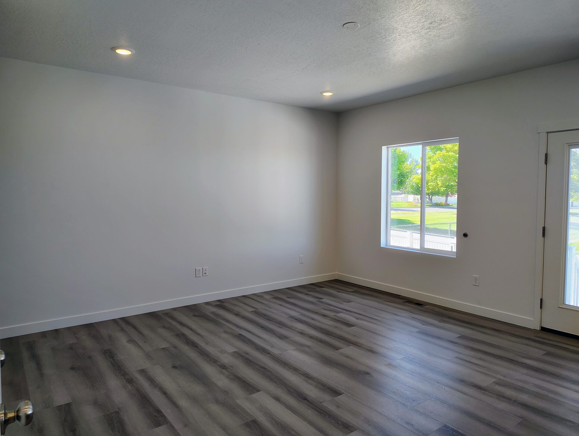 Sunset Villas,84074
