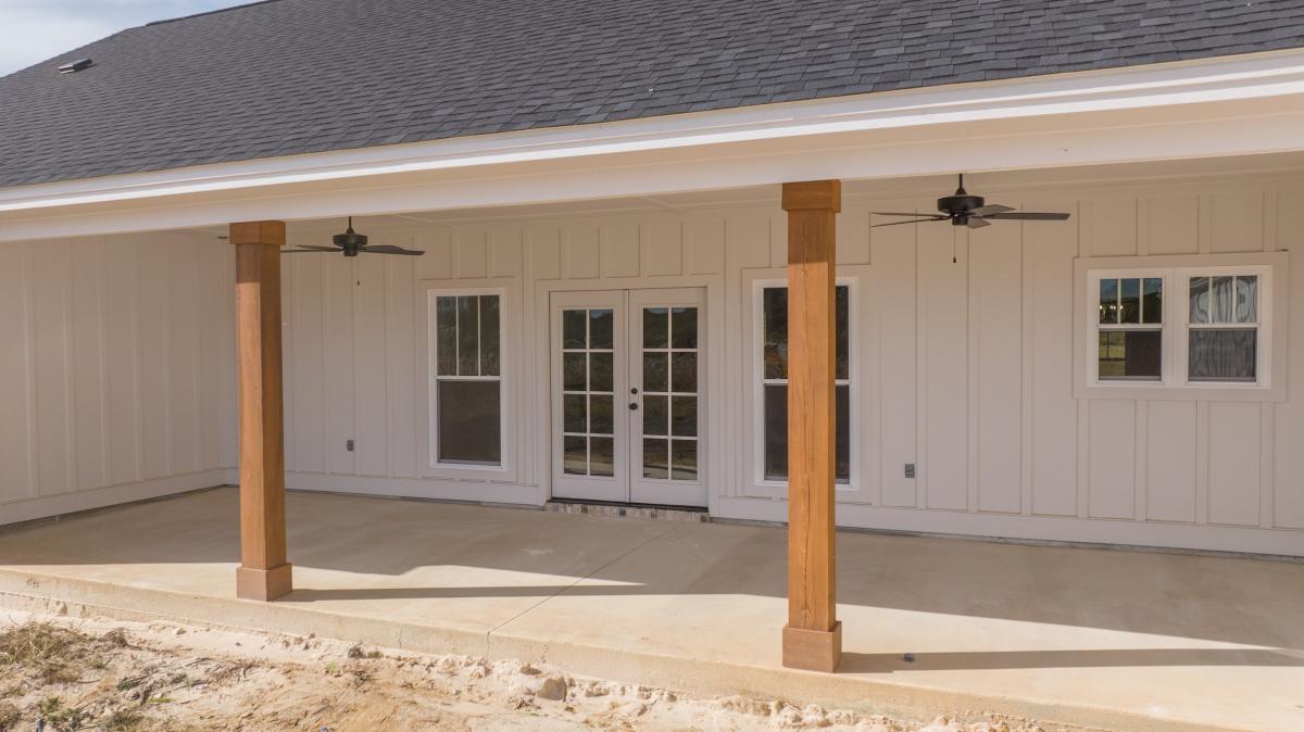 Chris Mill Homes,31602