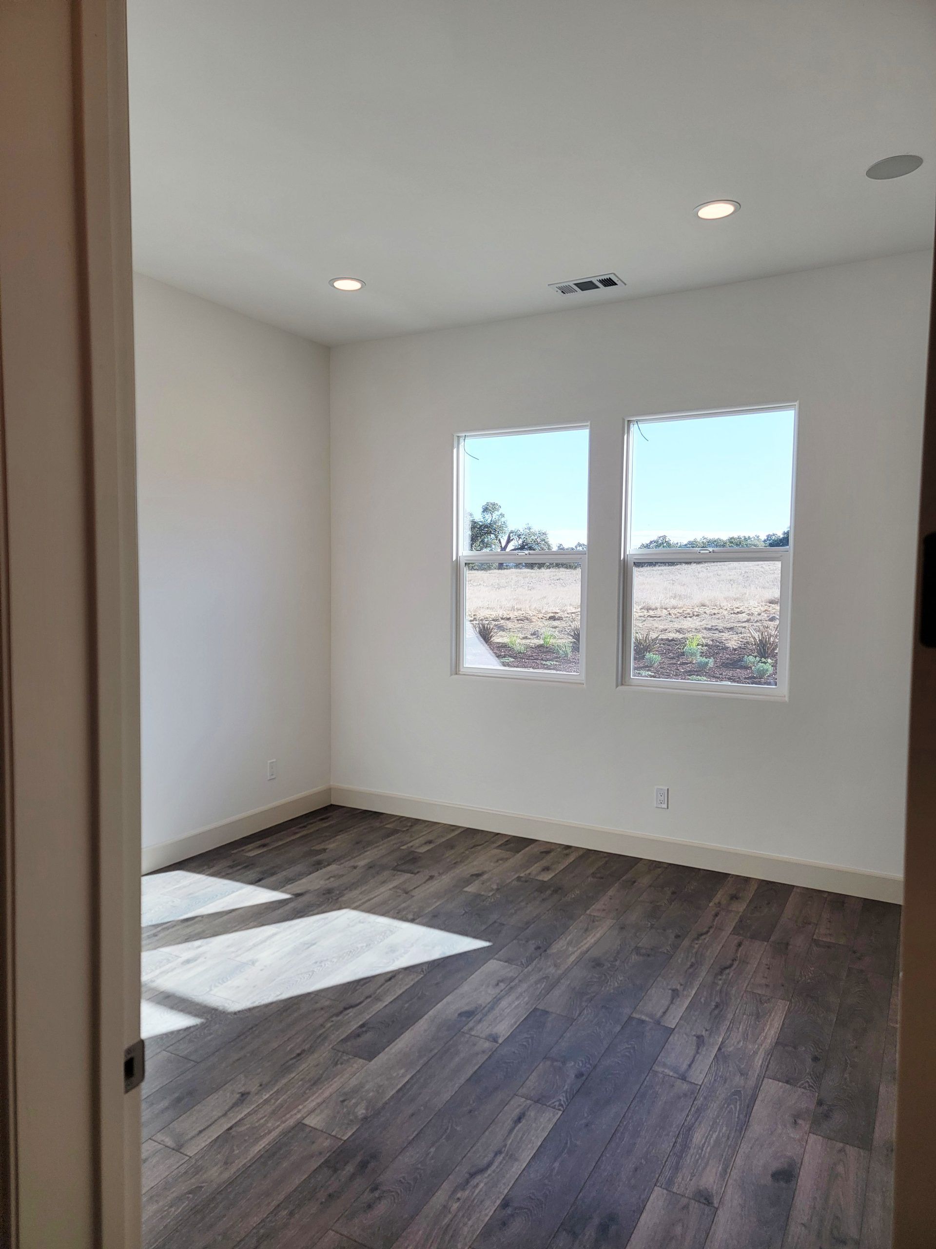 Eagle Ranch,93422