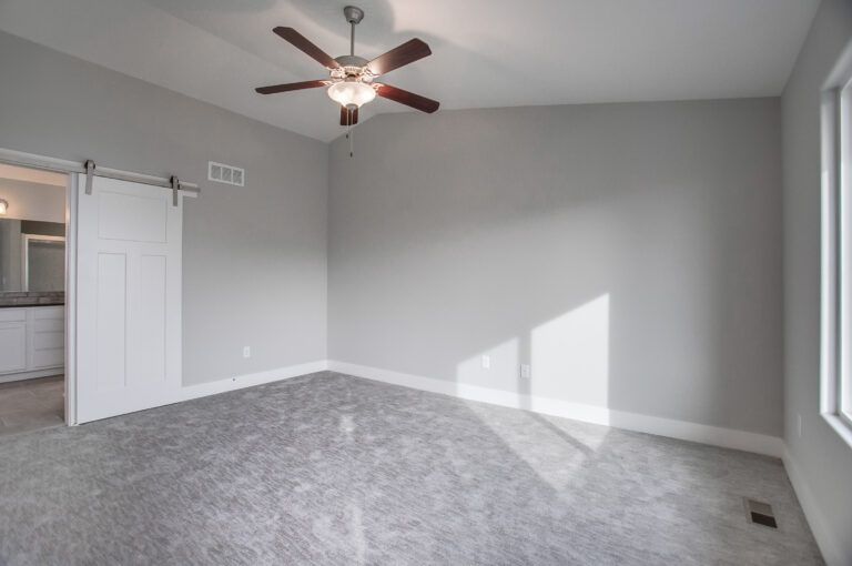RJ Castle Homes,67205