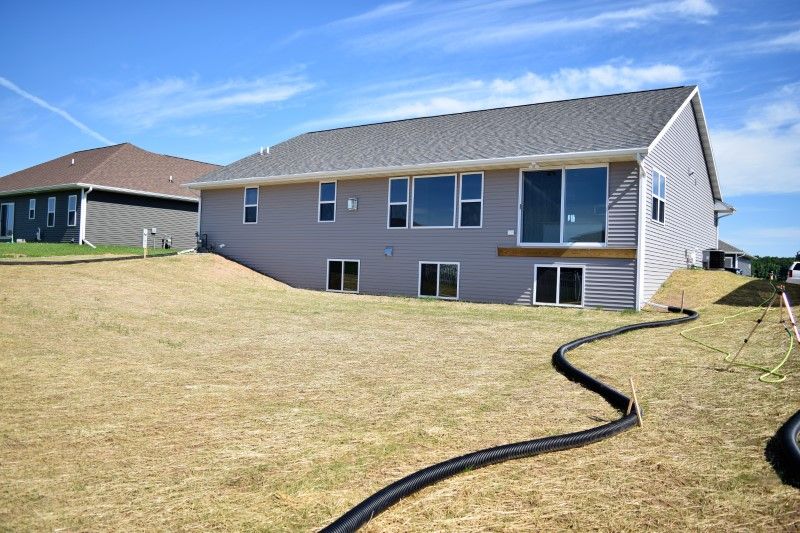 Robert Peters Construction,54115