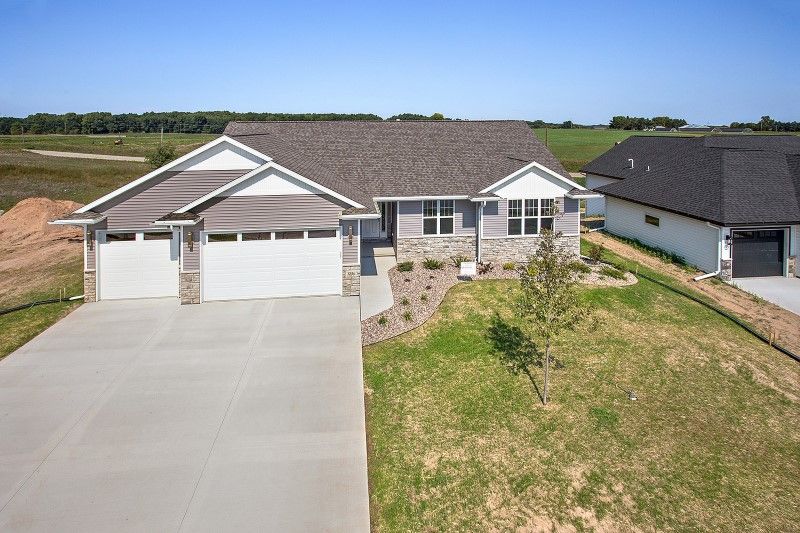 Robert Peters Construction,54115