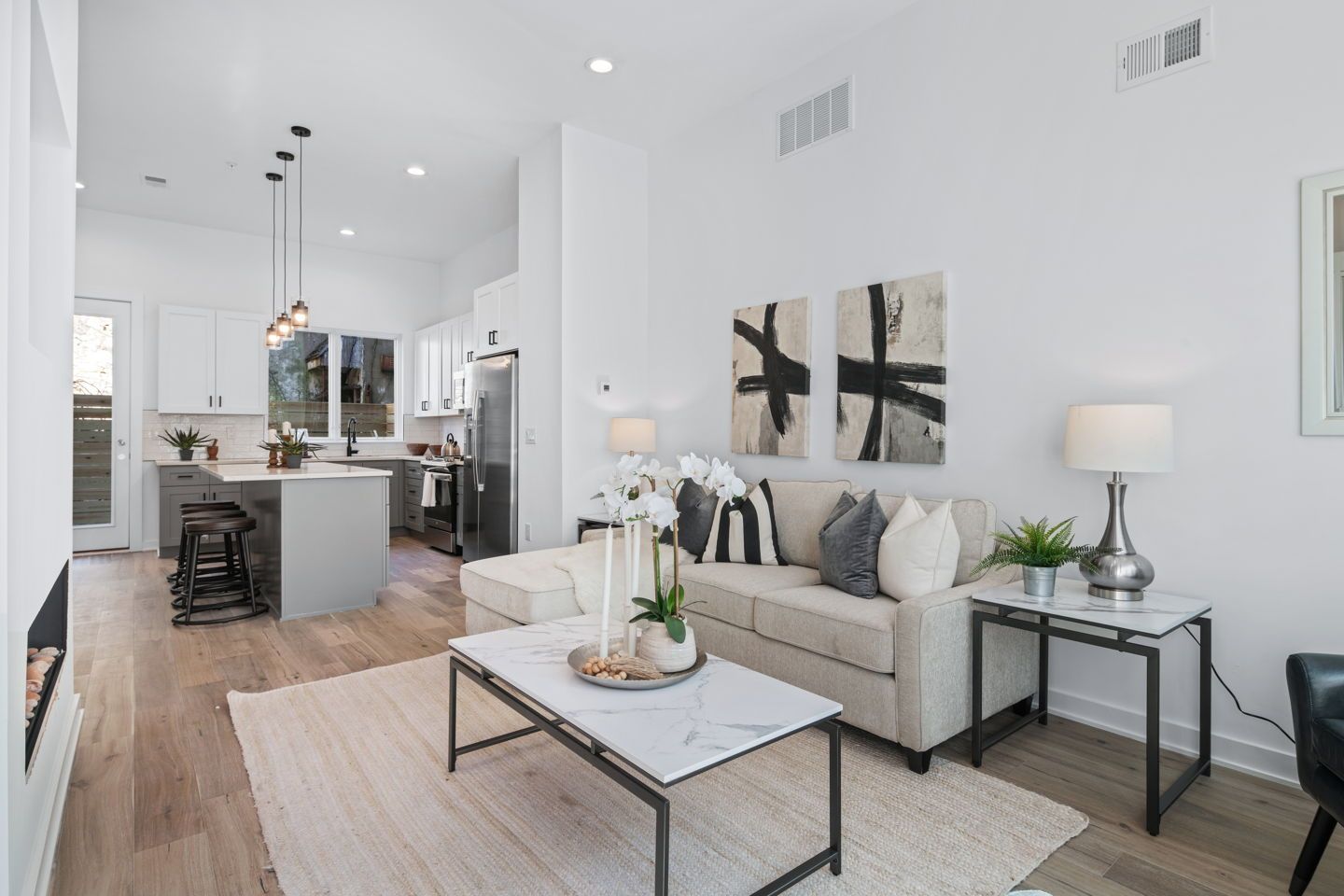 Fifteen ON Hope,19133