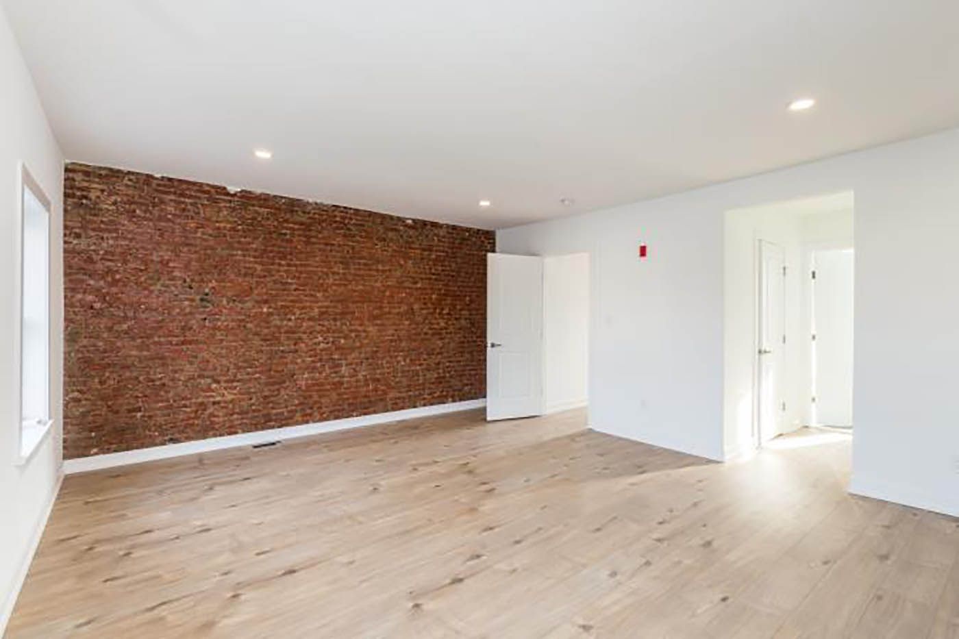 2311 13 Frankford,19125