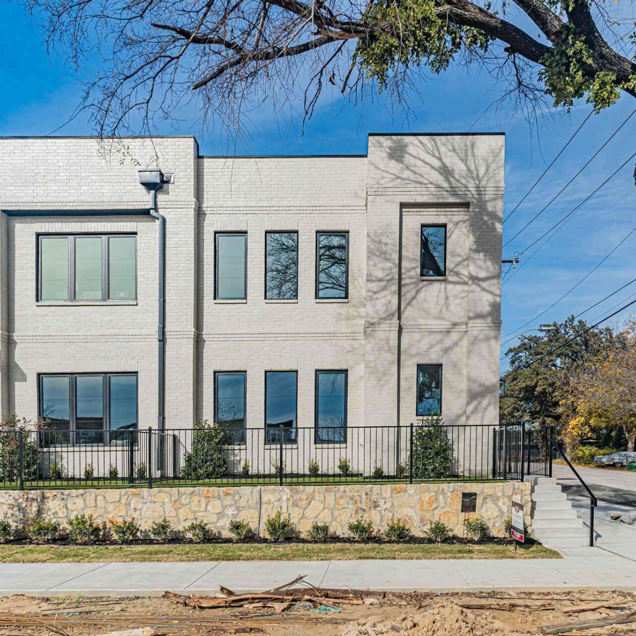 Trinity Groove,76114