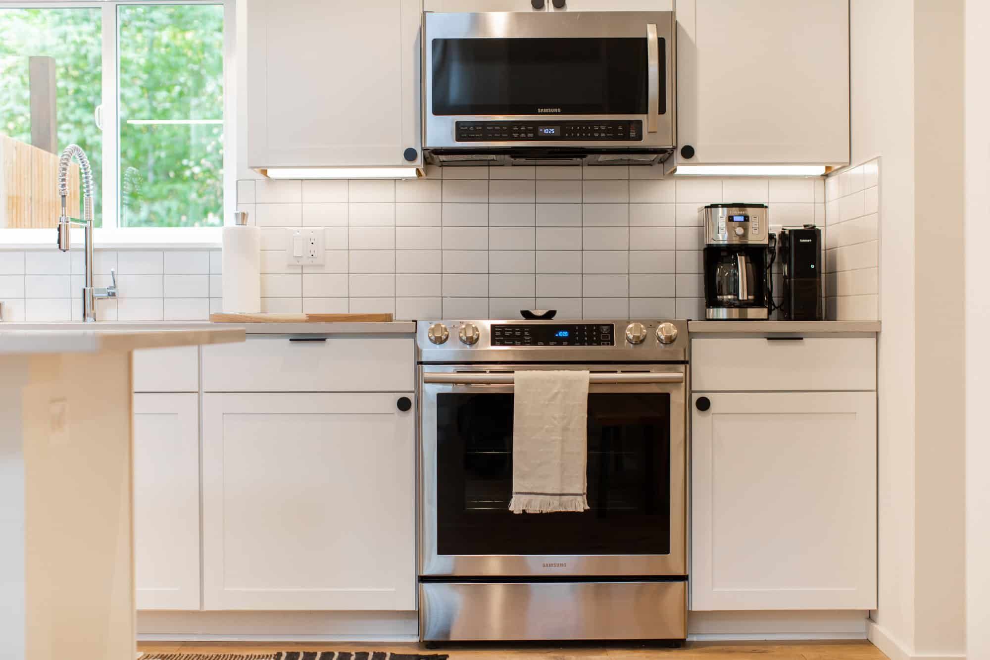 True Built Homes,98685