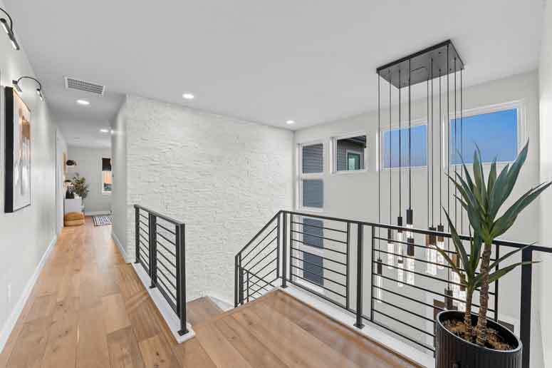 Celebrity Custom Homes,80124