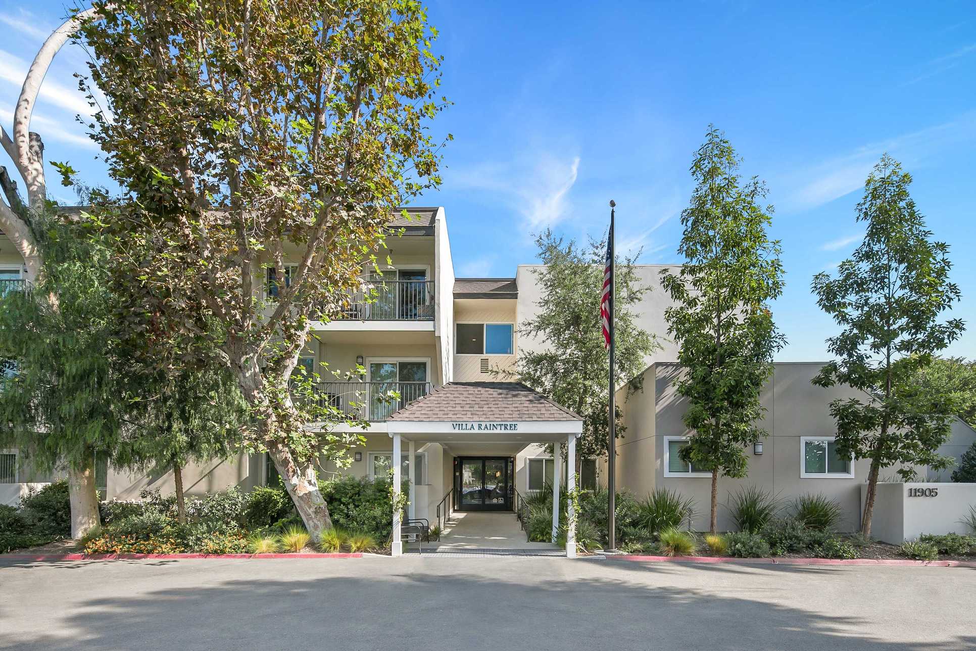 Villa Raintree,91732