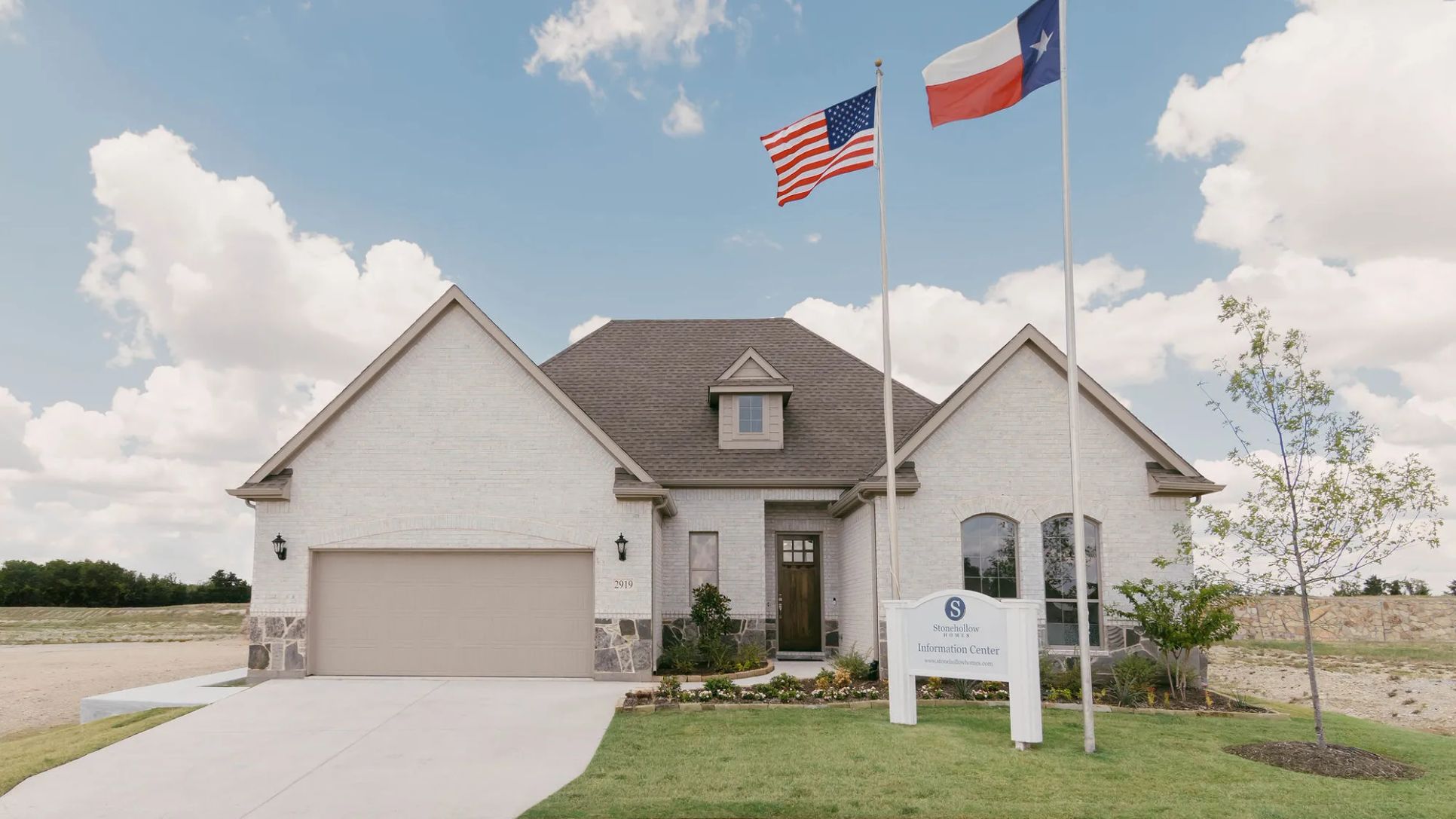 Estates At Baker Park,75092