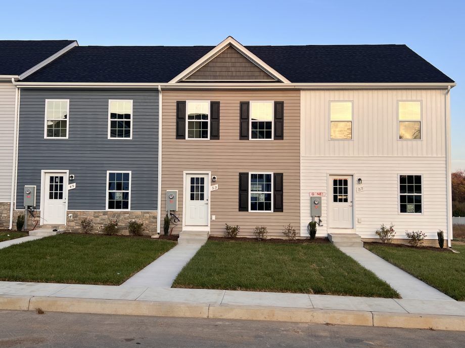 Rocky Ridge,25430