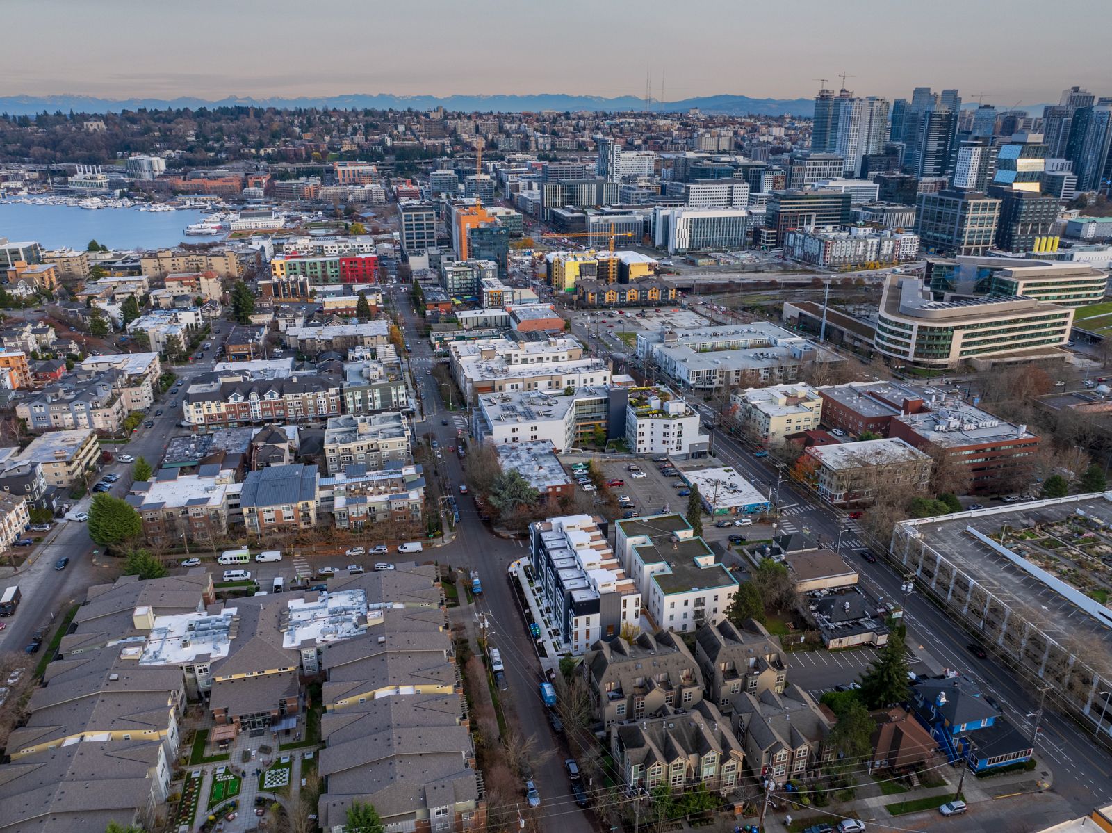 Queen Anne (Valley St),98109