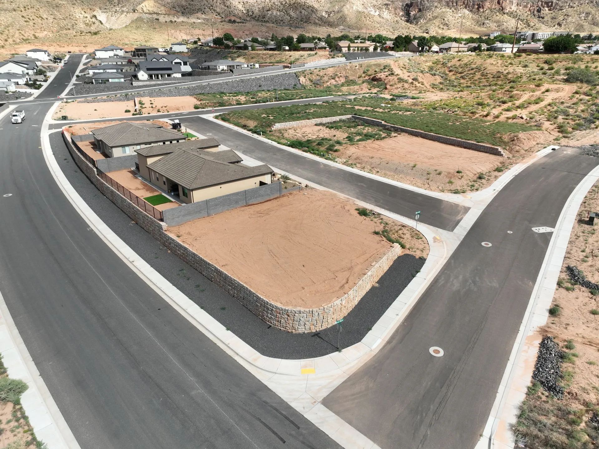 Cottonwood Hollow,84745