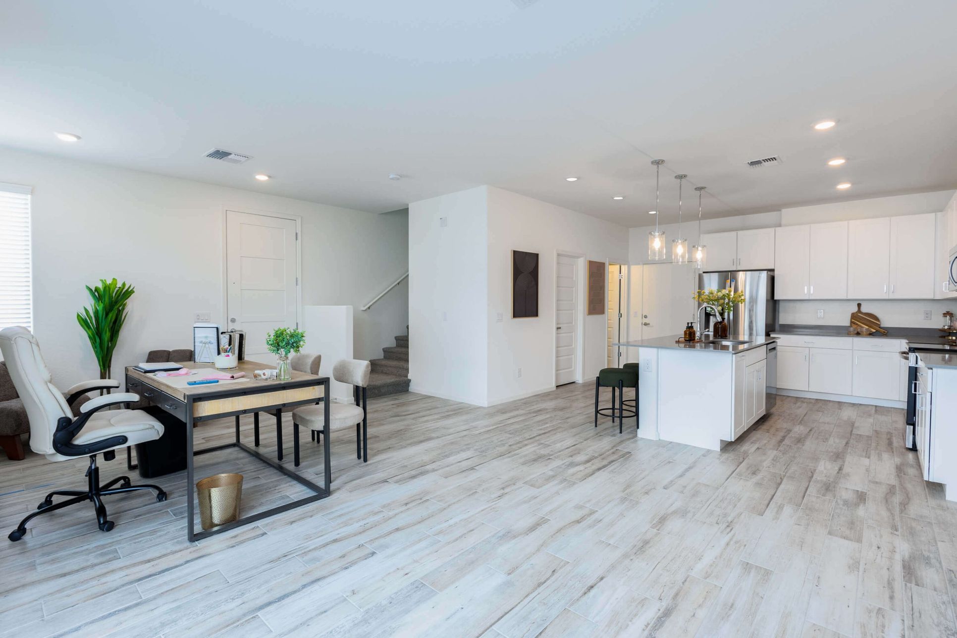 Ironwood Station,85120