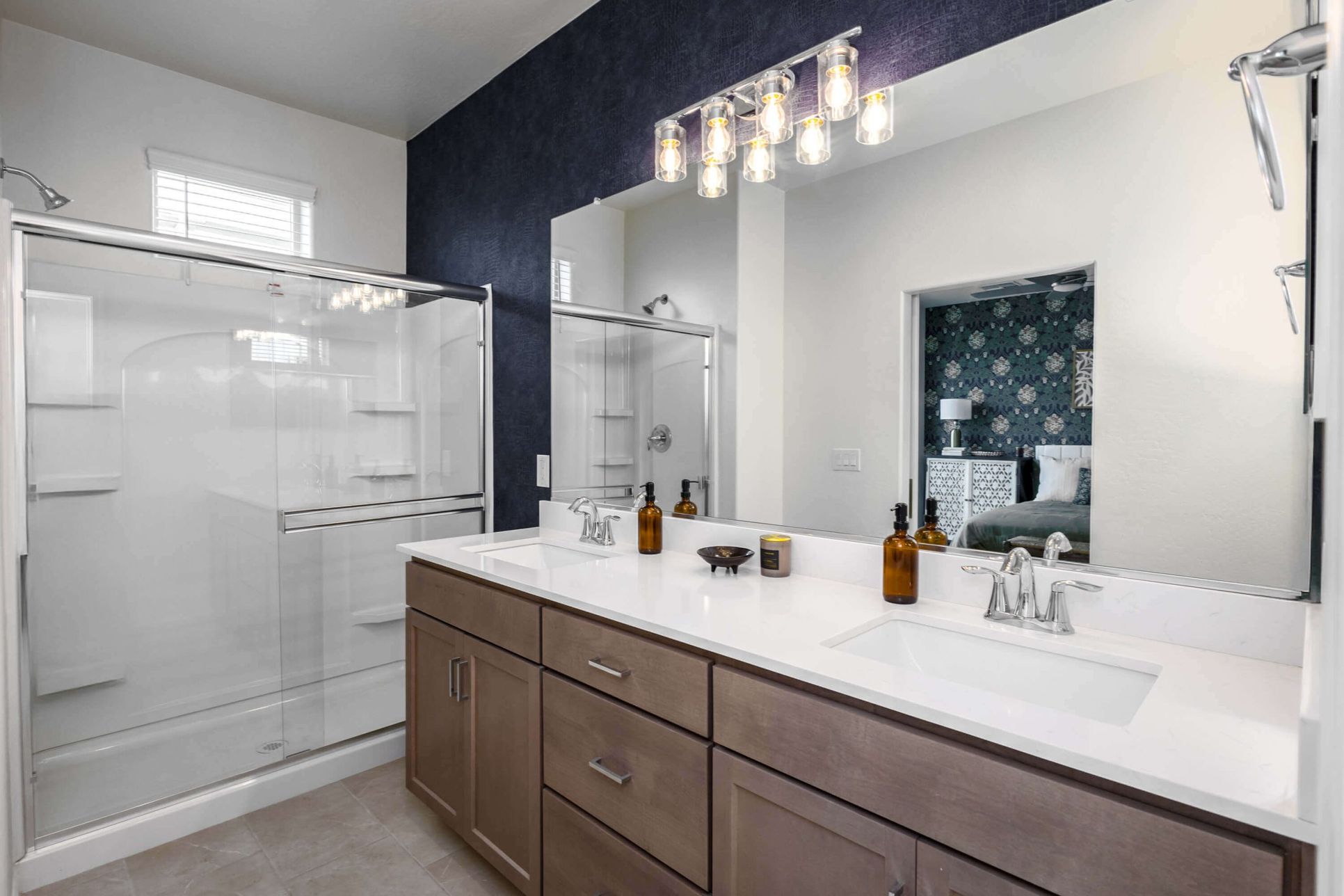 Ironwood Station,85120