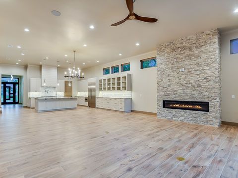 Neiman Foster Homes,78657