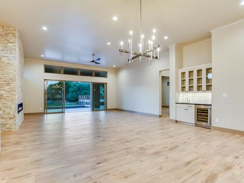 Neiman Foster Homes,78657