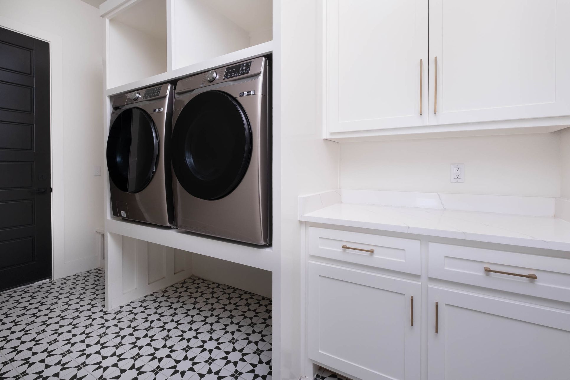 High Ground Homes,79119