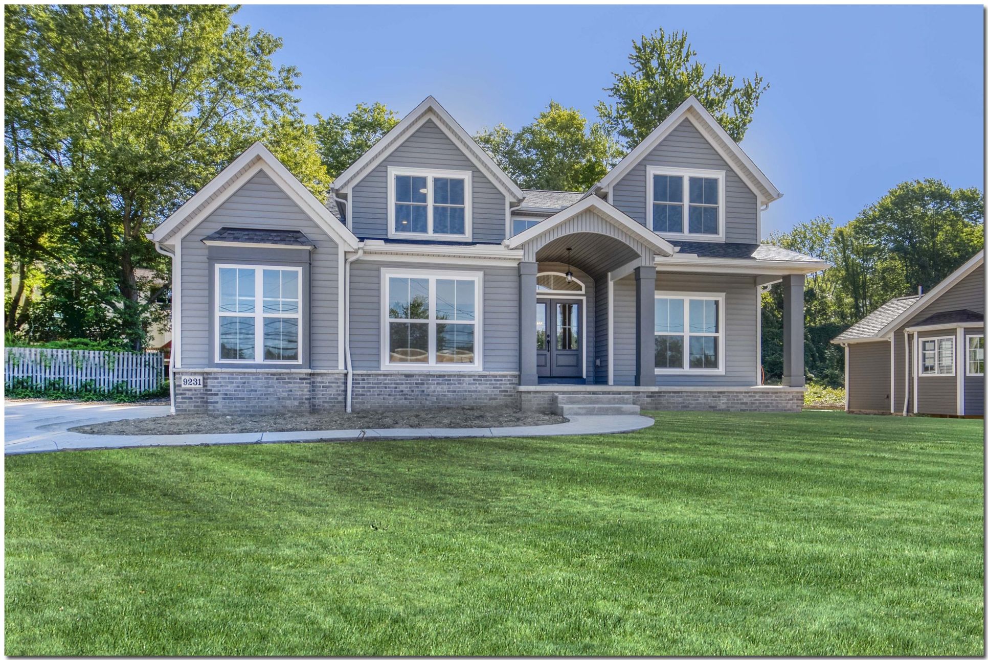 Township Centre,44067