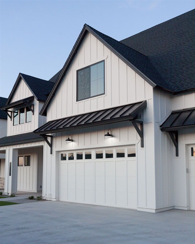 Outback Custom Homes,85295