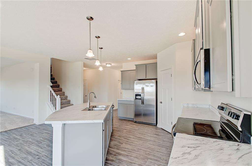 Windstar Woods,47203