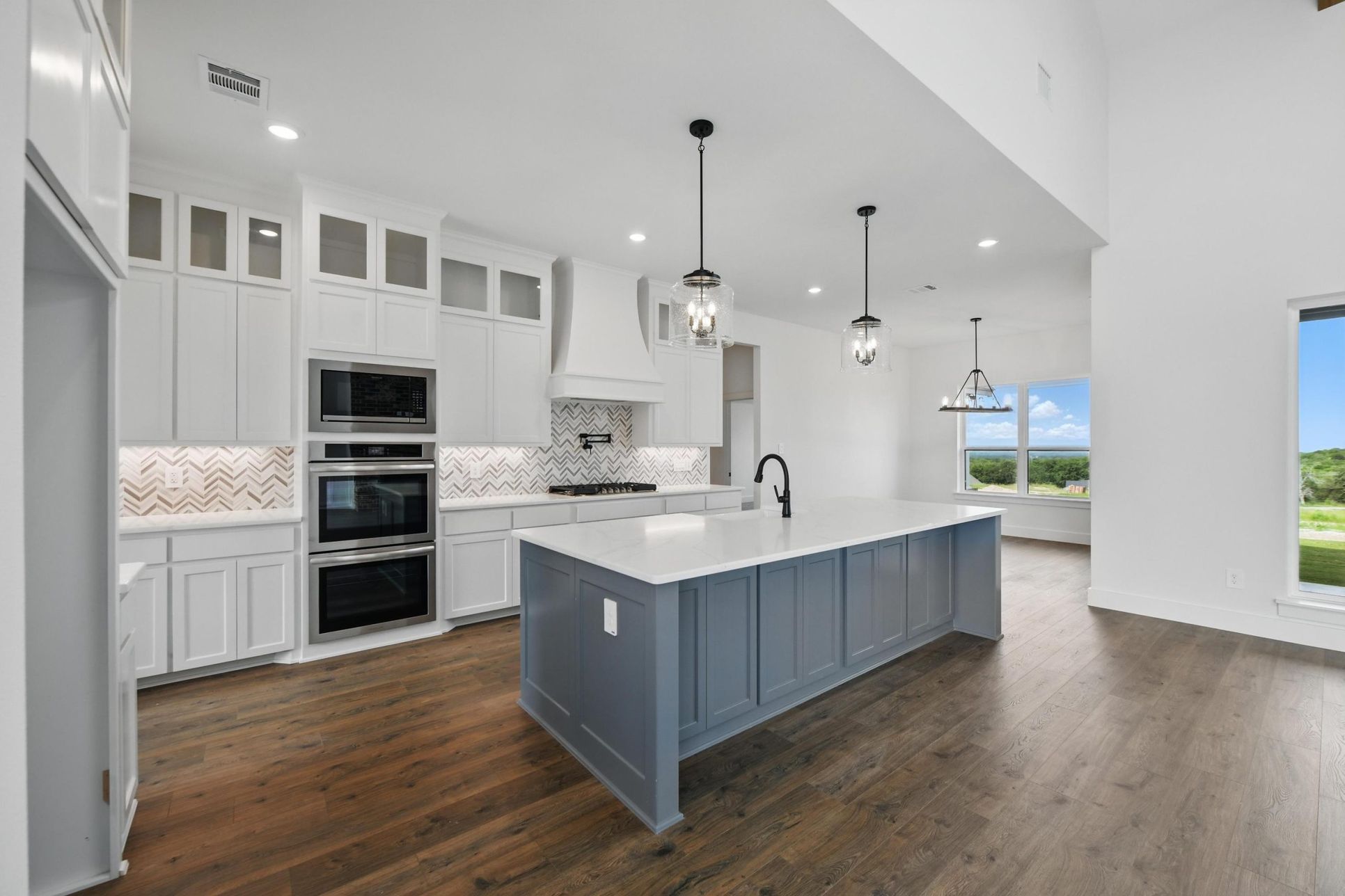 Stanford Estates,76082