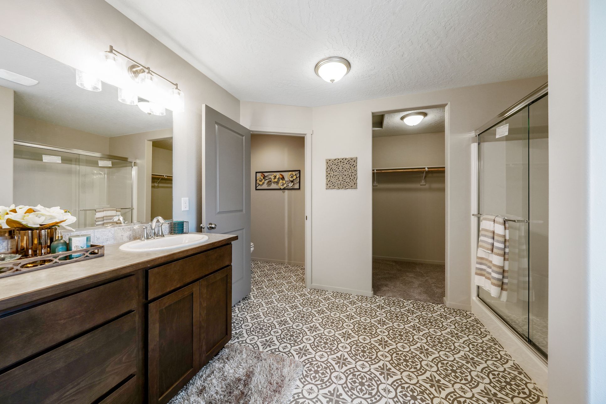 North Place East,83854