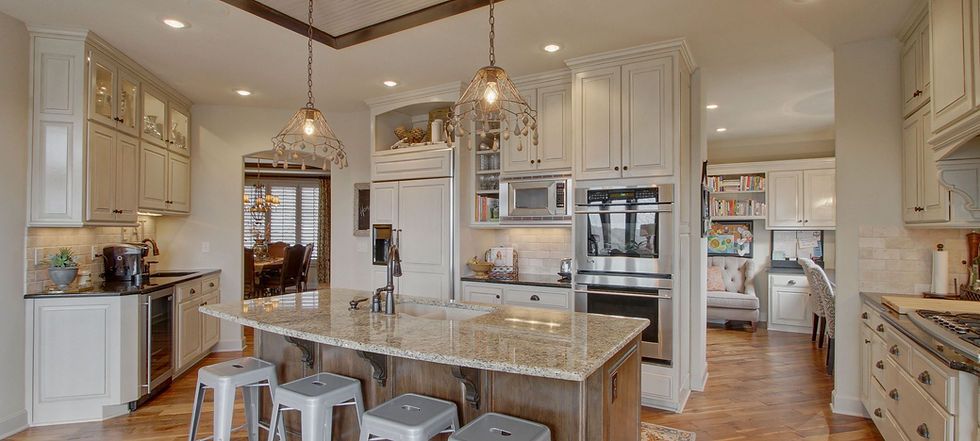 Tabernacle Homes,66215