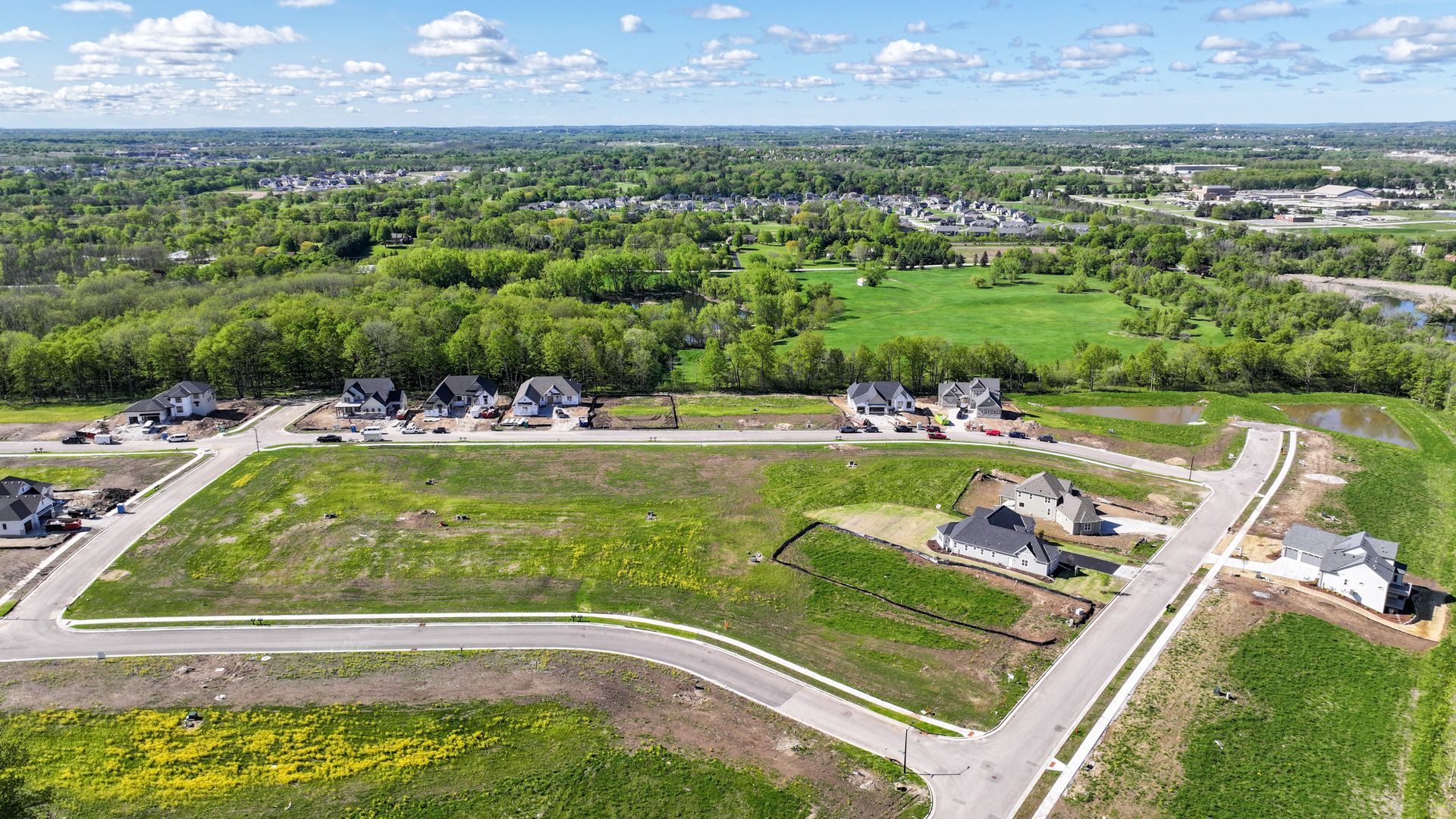 Bella Vista Estates,53051