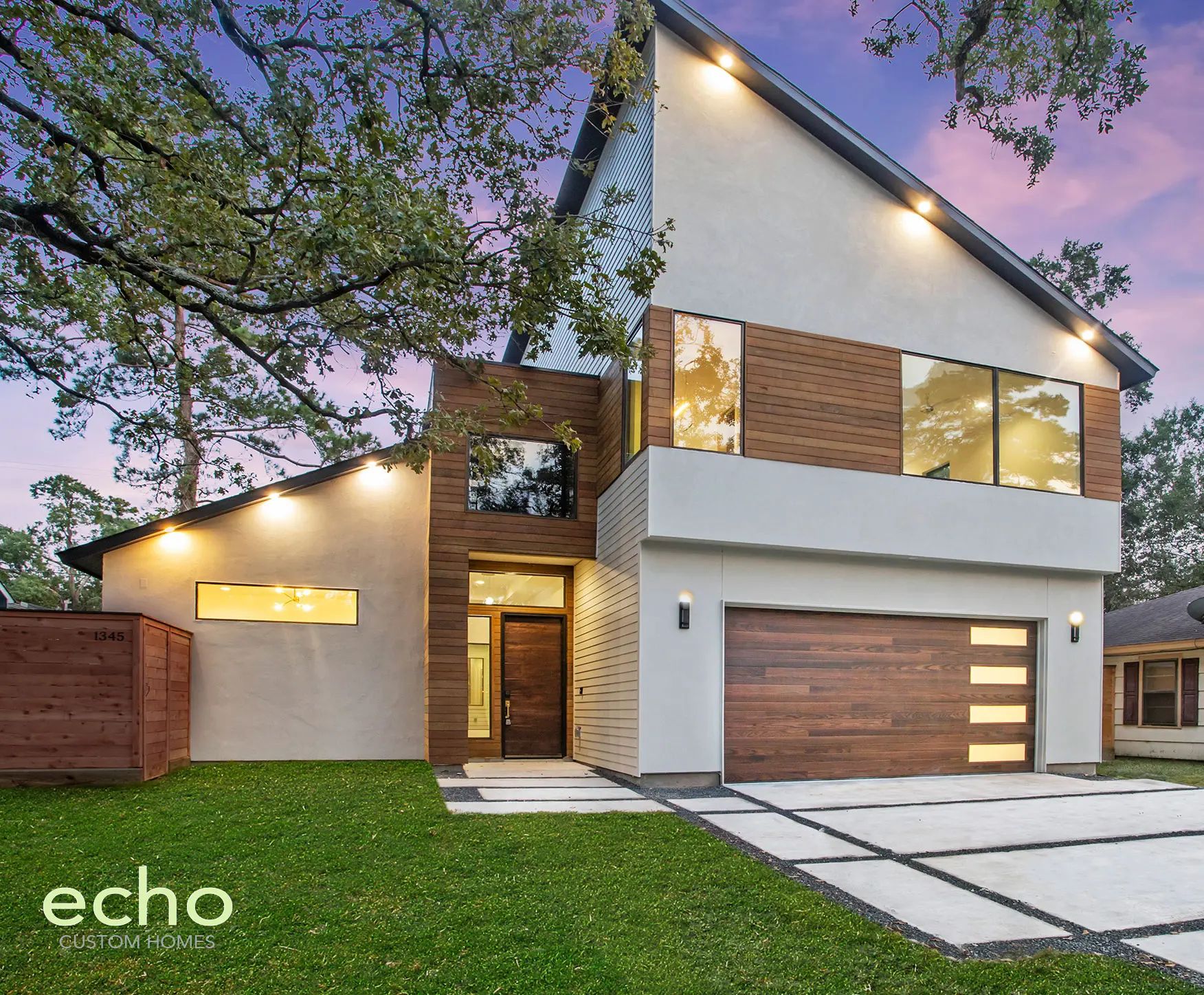 Echo Custom Homes,77018