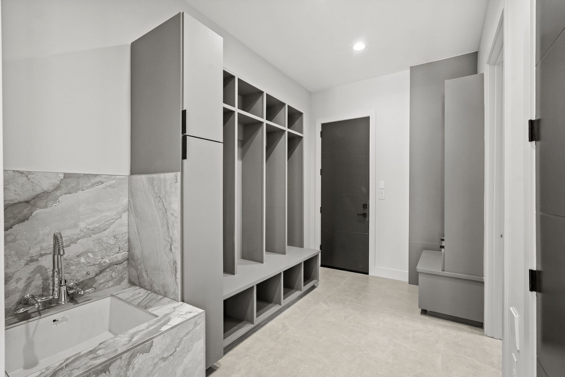 Echo Custom Homes,77018