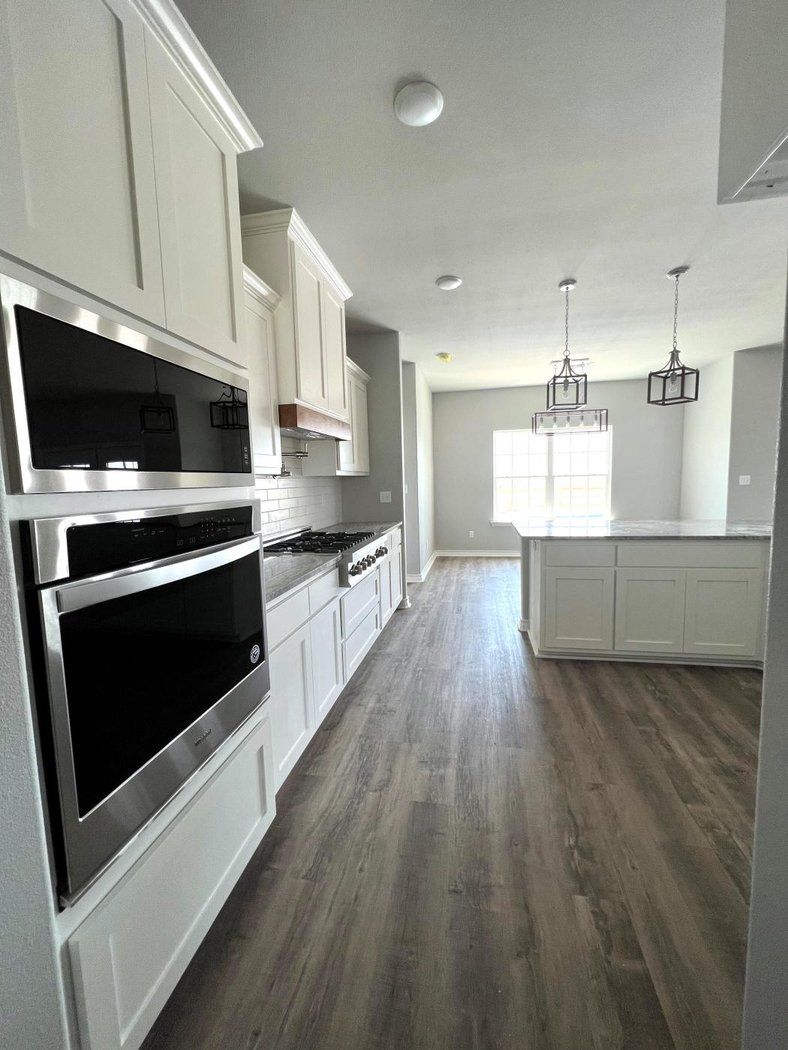 Southwest Homes,77845