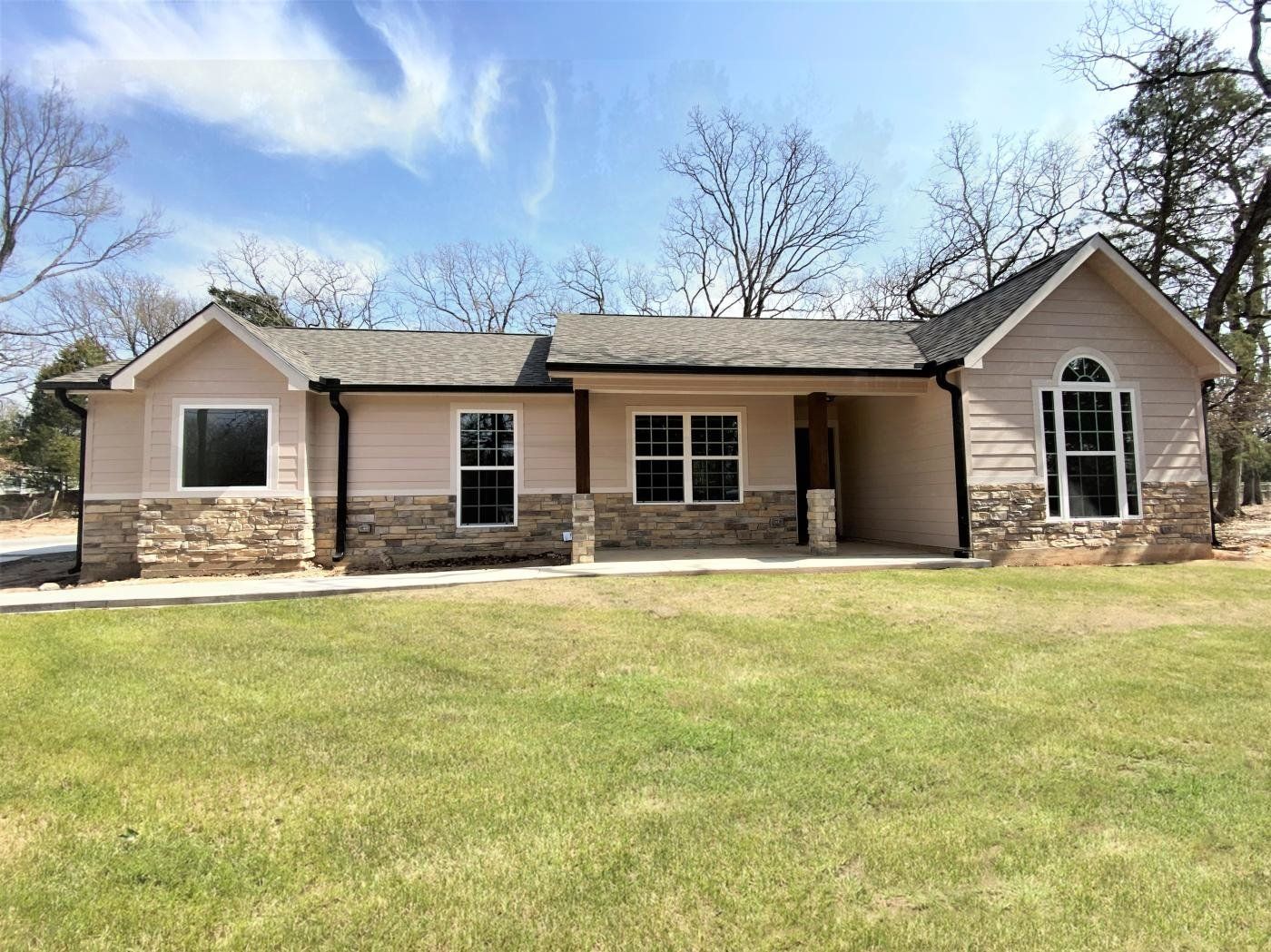 Southwest Homes,77845