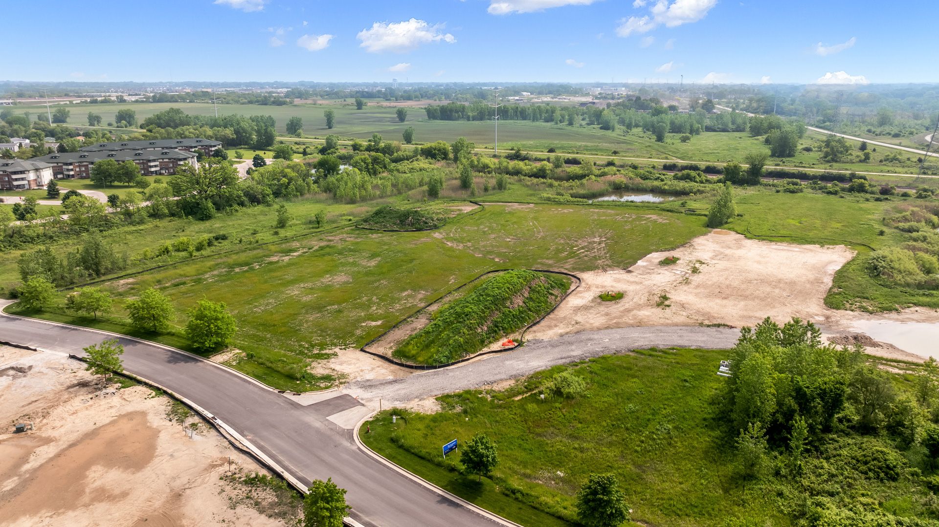 The Landing At Bain Station,53045