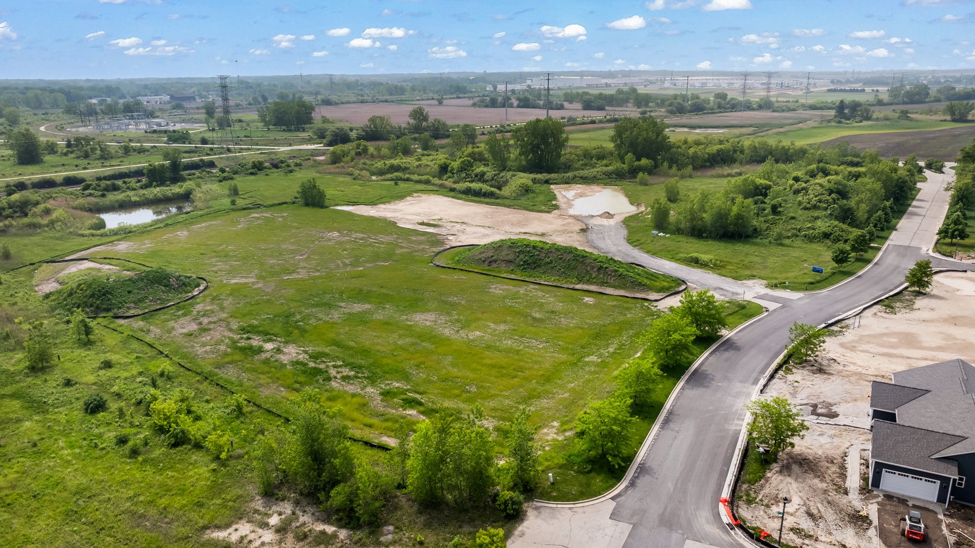 The Landing At Bain Station,53045