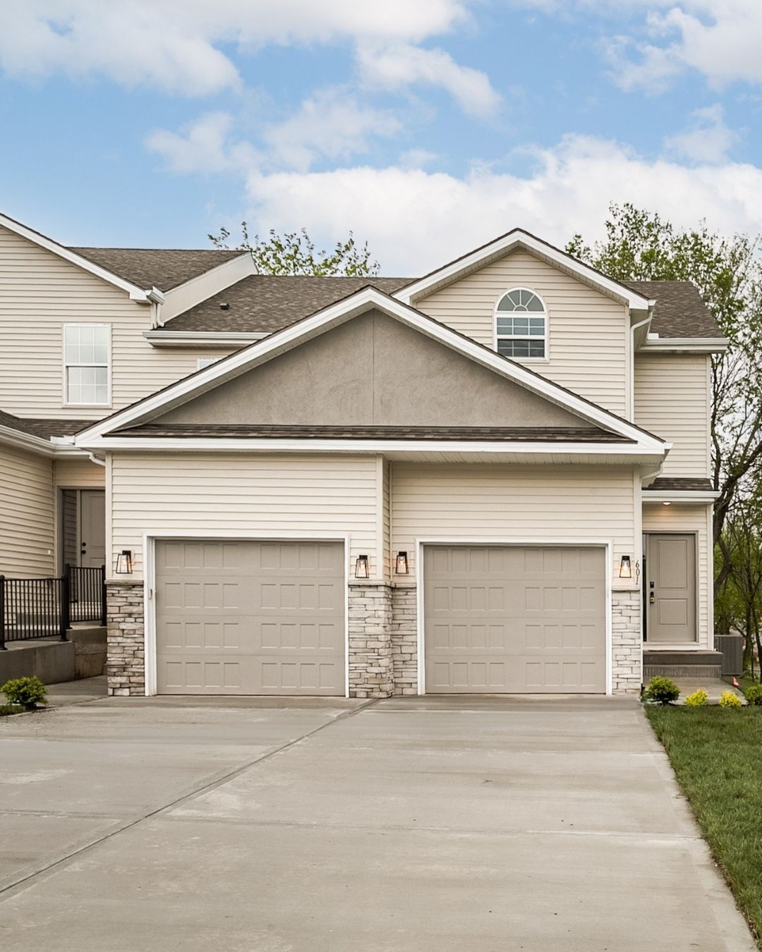 Move IN Ready Homes,64081