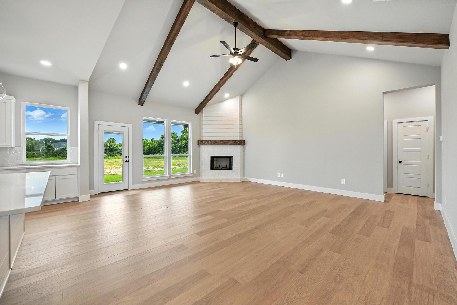 Mcbee Homes 1106 Silver Sage,76179