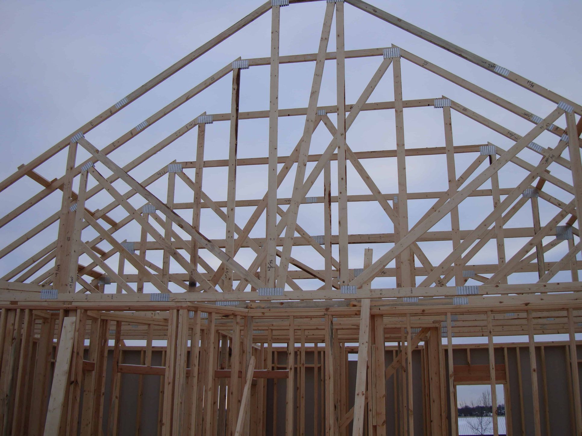 Cobblestone Builders,53037