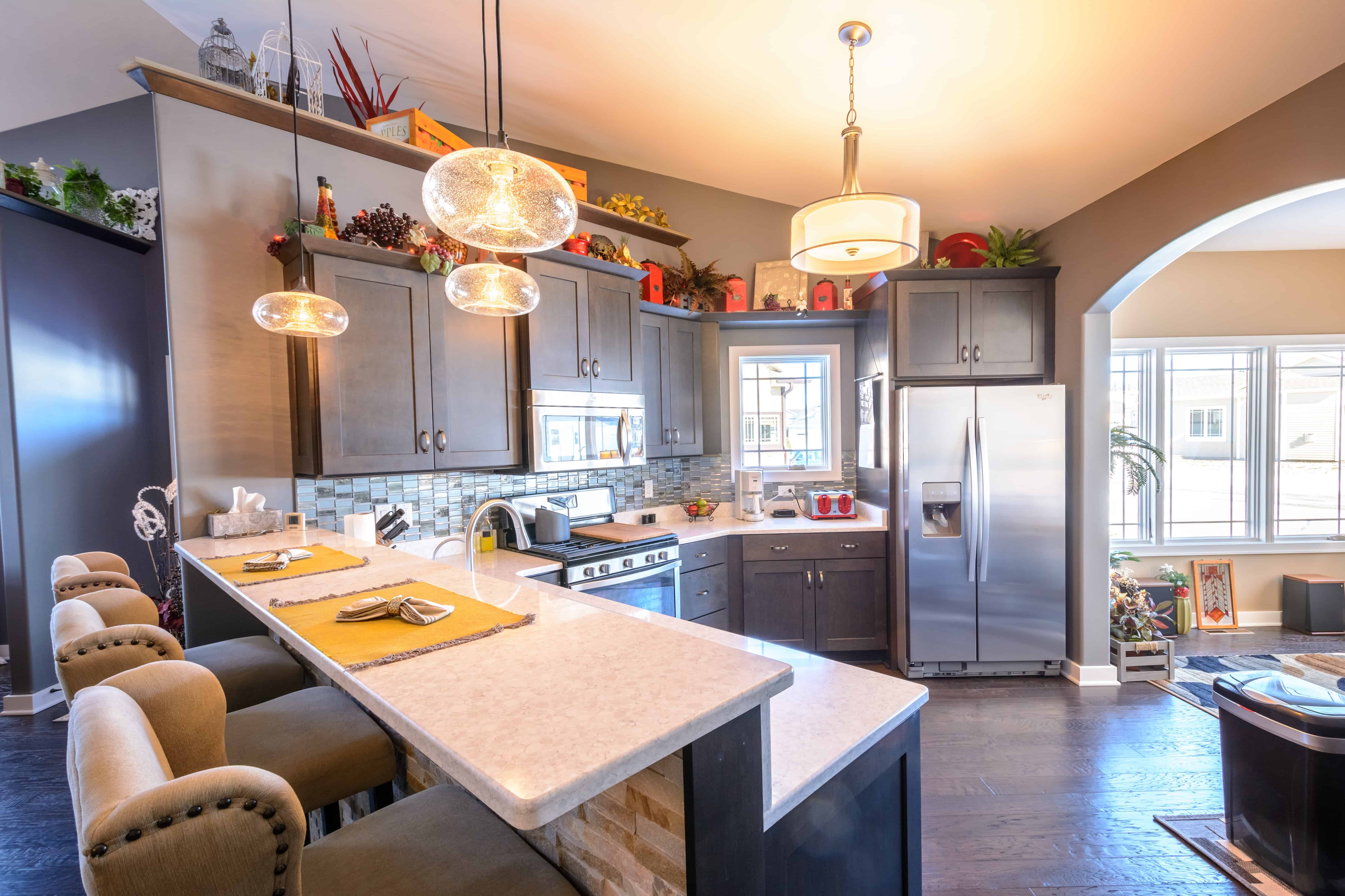 Cobblestone Builders,53037