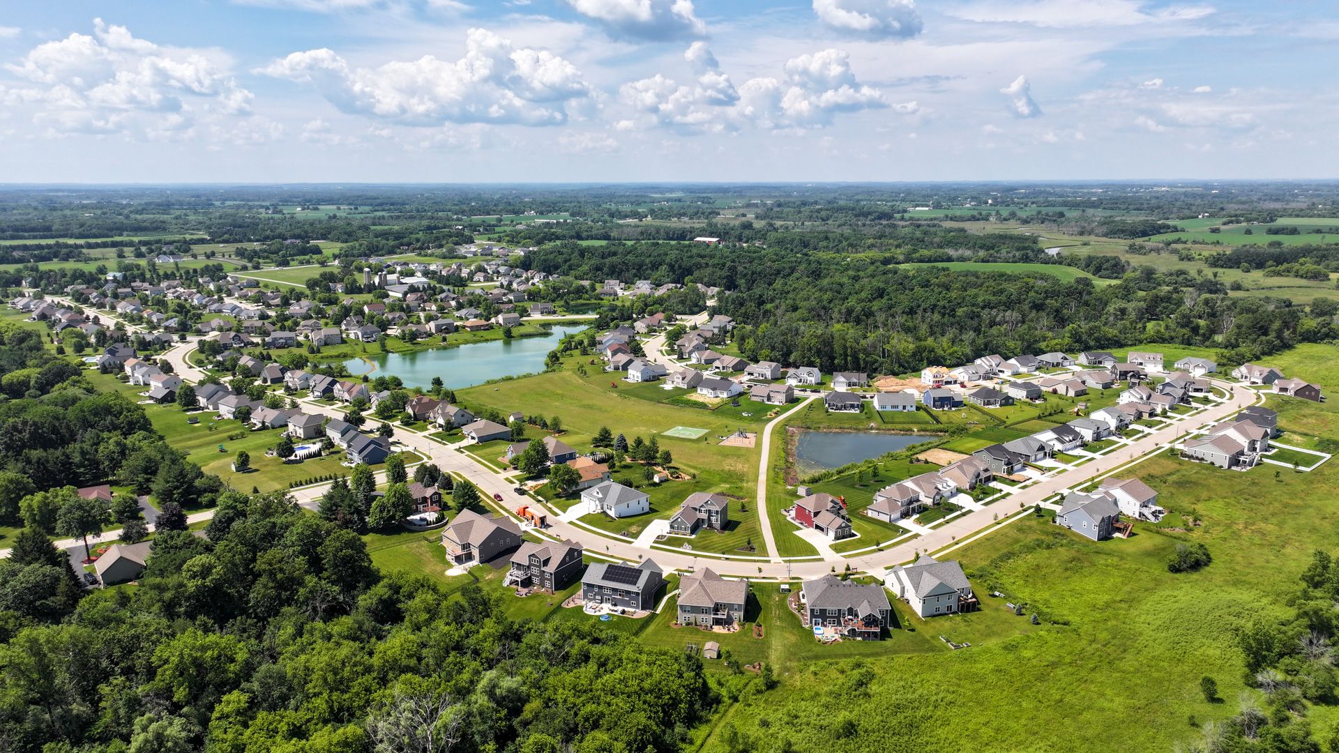 Hickorywood Farms,53066