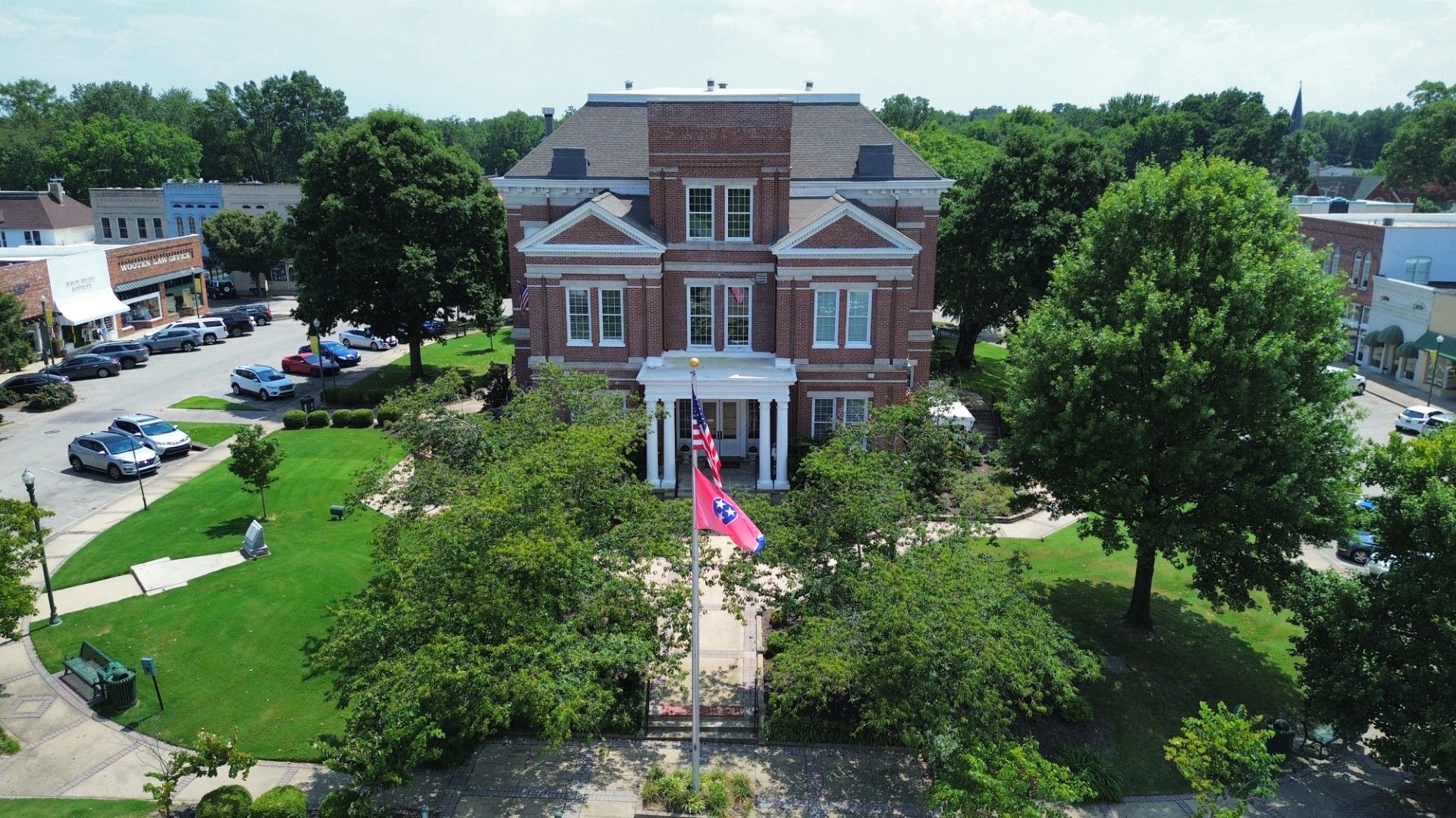 Covington Court Townhomes,38019