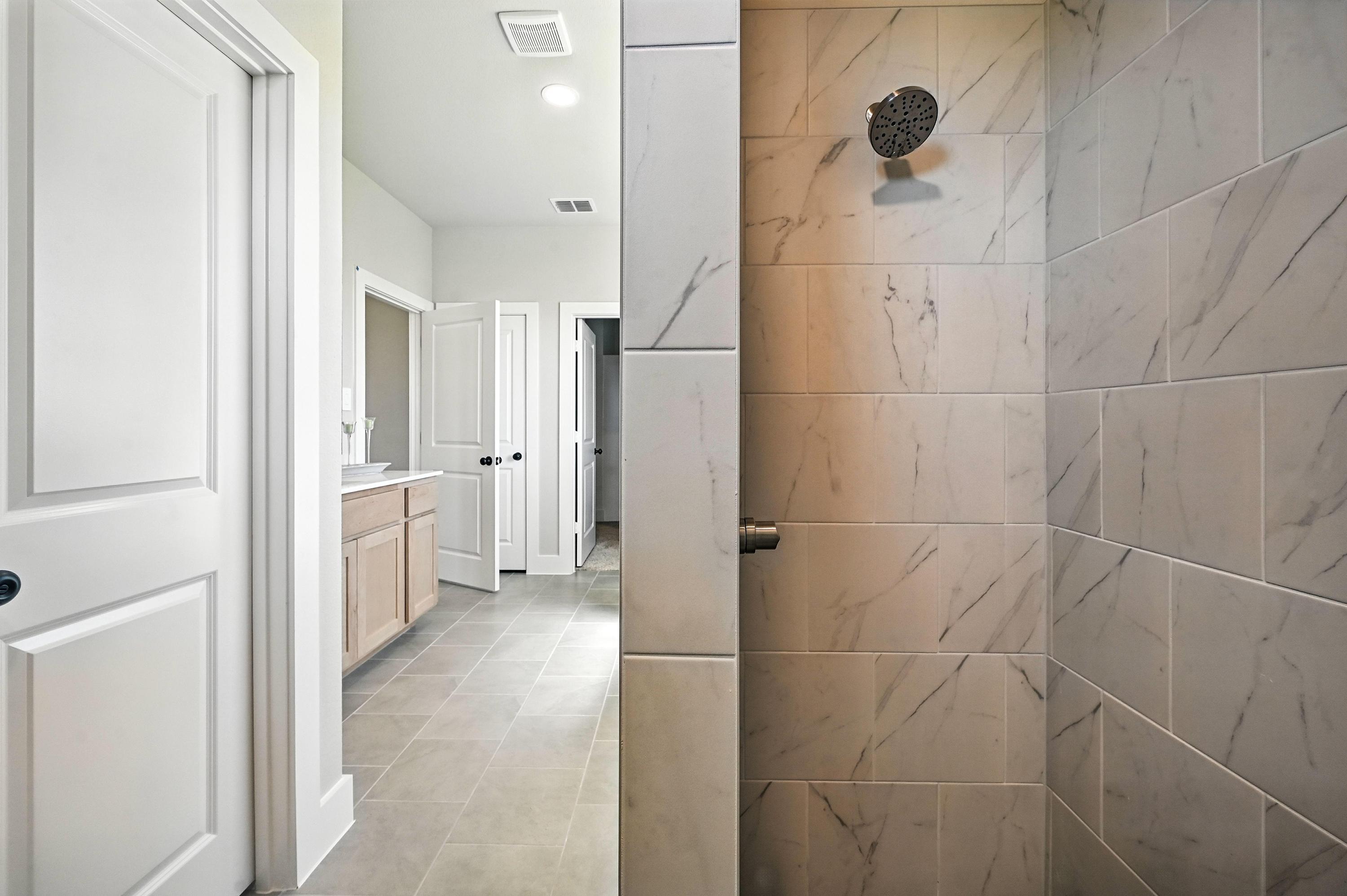 Mcbee Homes 1114 Silver Sage,76179