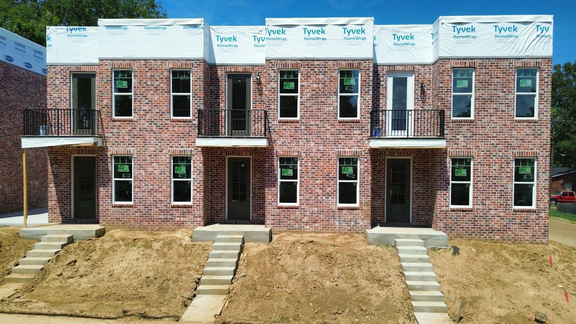 Covington Court Townhomes,38019